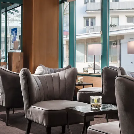 Otel Tryp By Wyndham Centre 4*