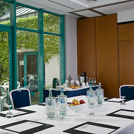 Tryp By Wyndham Centre Otel