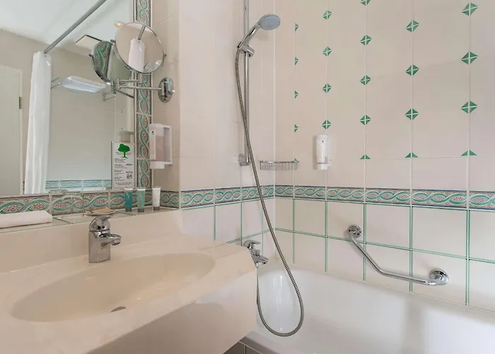 Tryp By Wyndham Centre Hotel