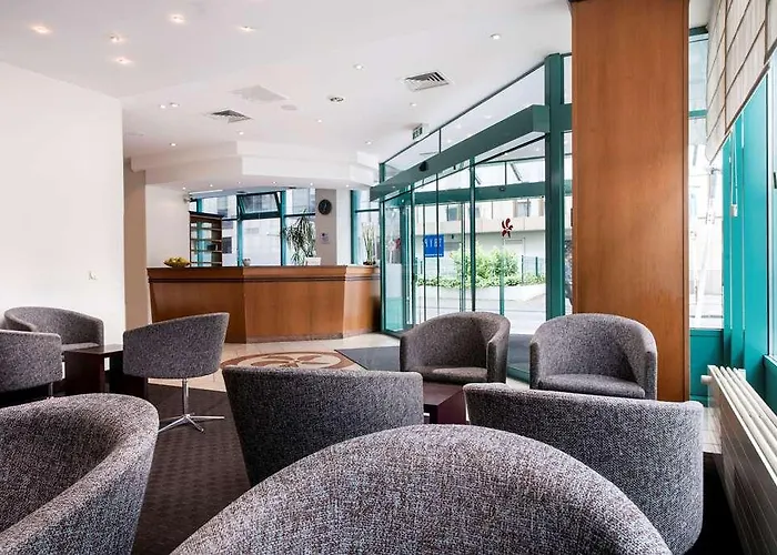 Hotel Tryp By Wyndham Centre 4*