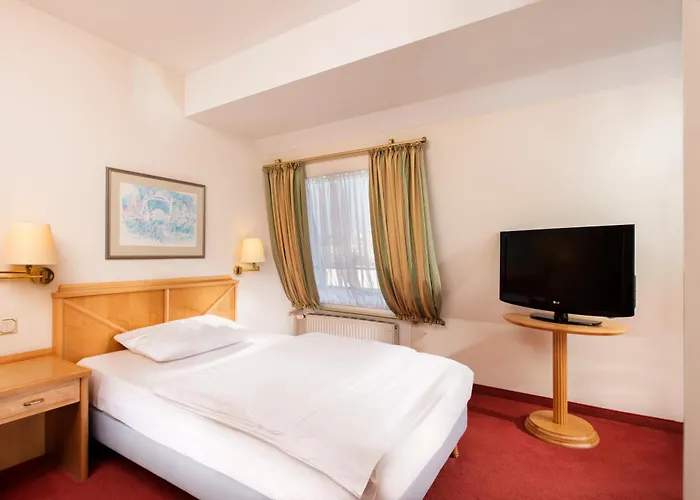 Tryp By Wyndham Centre 4*